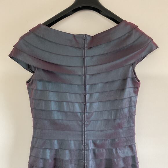 Tadashi Shoji Taffeta Rosette Shutter Pleat Gown Dress 10 Purple Blue Iridescent - Picture 5 of 10